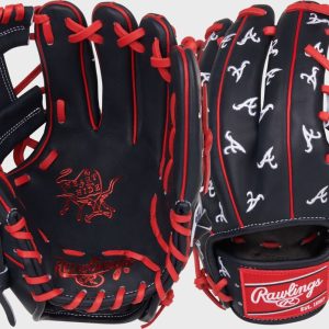 Atlanta Braves Heart of the Hide 11.75-Inch Infield Glove