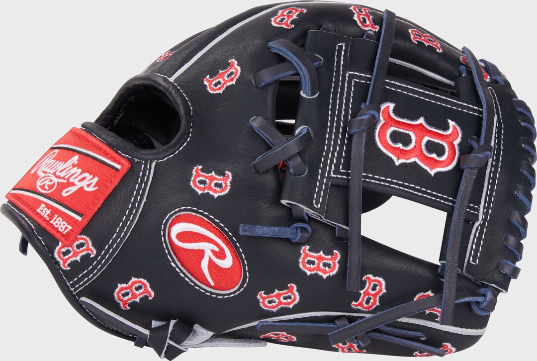 Boston Red Sox Heart of the Hide 11.75-Inch Infield Glove - Image 3
