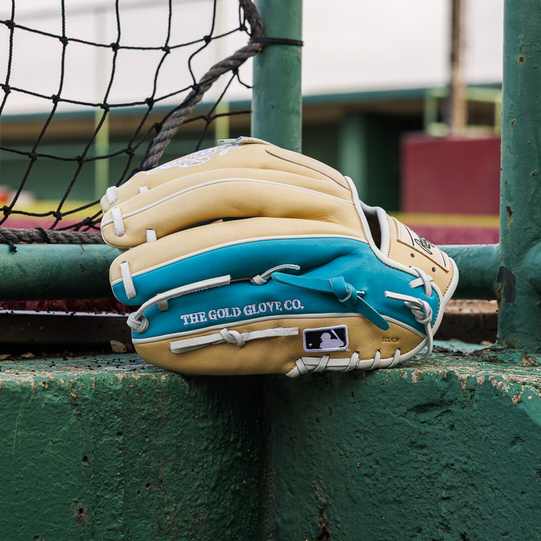 Exclusive Heart of the Hide 11.5-inch Infield Glove Right Hand Throw - Image 10