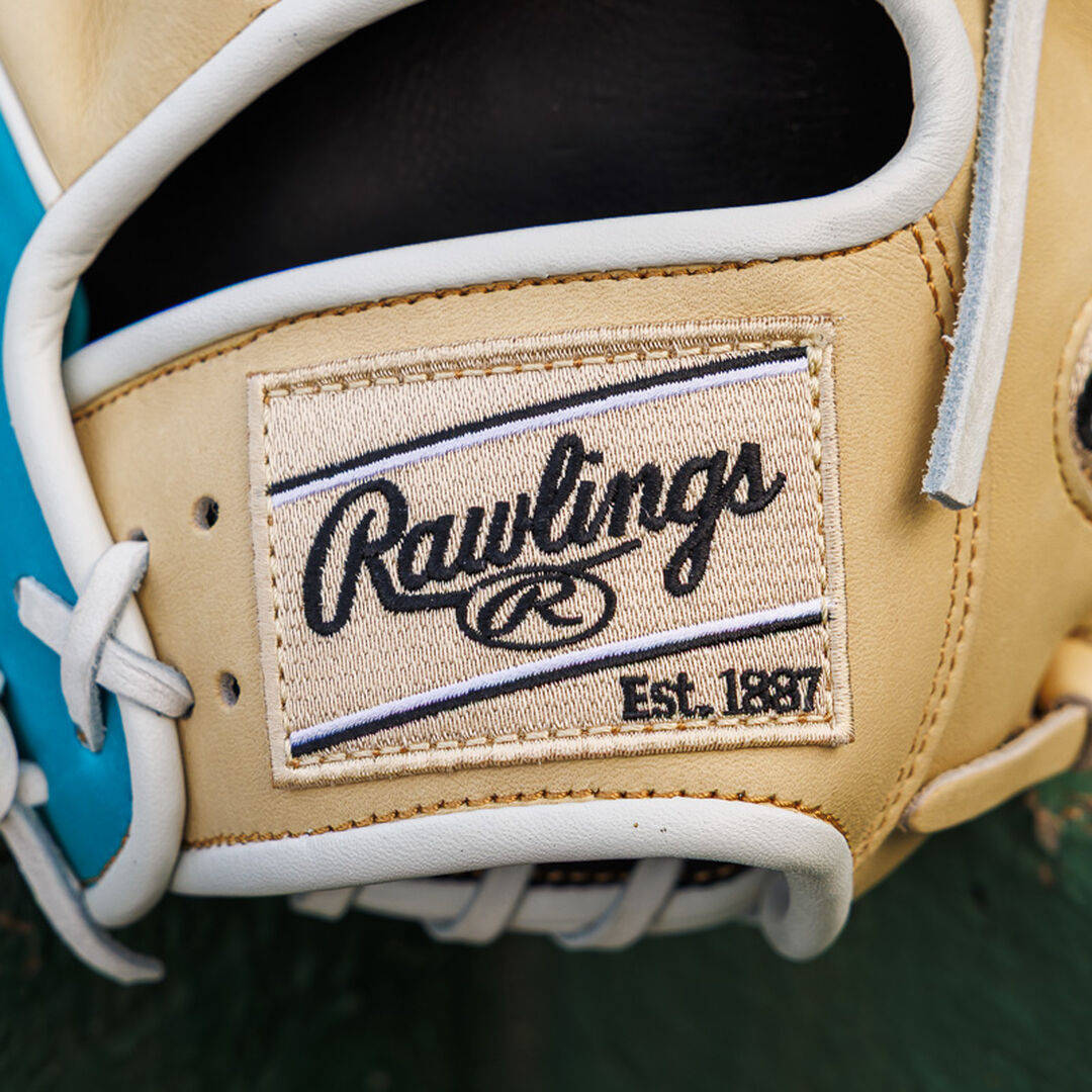 Exclusive Heart of the Hide 11.5-inch Infield Glove Right Hand Throw - Image 11