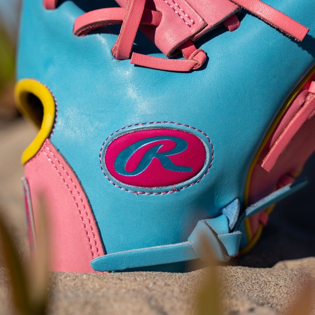 Rawlings Heart of the Hide Spring Break 11.5 Inch Infield Glove Right Hand Throw - Image 11