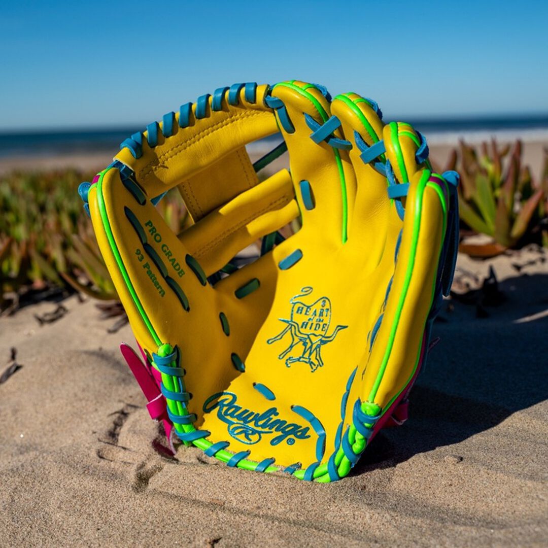 Rawlings Heart of the Hide Spring Break 11.5 Inch Infield Glove Right Hand Throw - Image 10